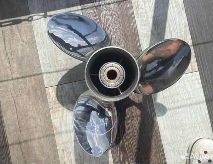 Гребной винт suzuki 150, 3х14 3/4х23R