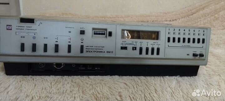 Продаю видео магнитофон элэктроника вм 12 В рабоче