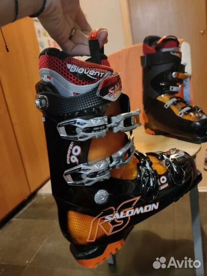 Горнолыжные ботинки Salomon RS10 Energiser 90 27.5