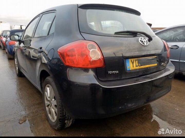 Разбирается Тойота Аурис Toyota Auris 2007г