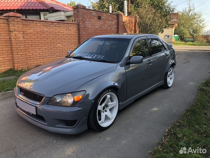 Toyota Altezza 2.0 МТ, 2001, 150 000 км