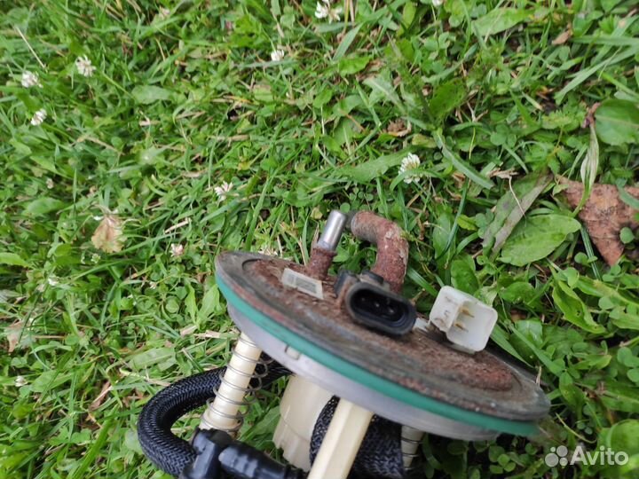 Насос топливный + новый датчик топлива Trailblazer