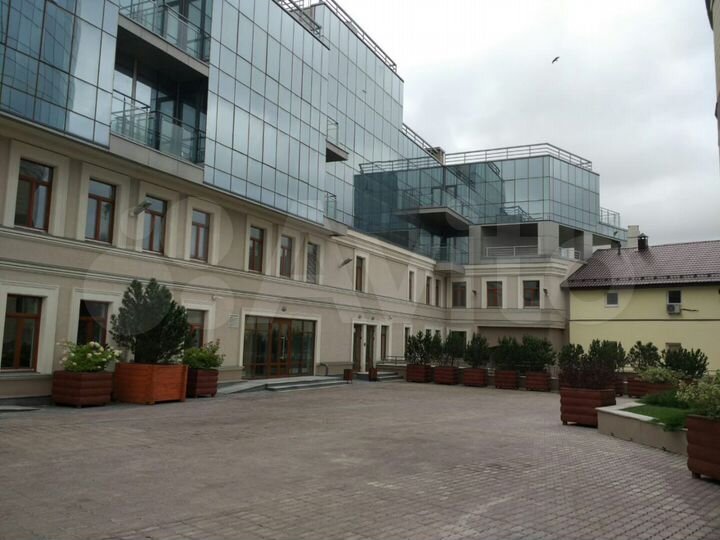 4-к. квартира, 130 м², 5/7 эт.