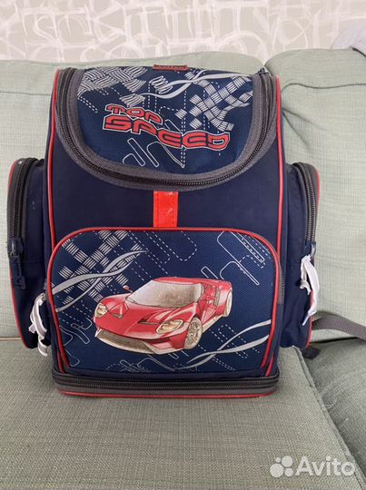 Портфель школьный для мальчика