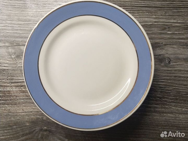 Тарелки СССР Красный фарфорист