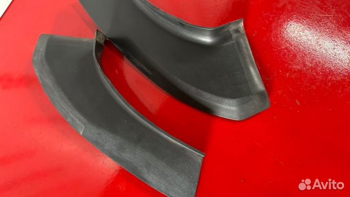 Накладки водостока крыла задние Audi A6 C6 2.8