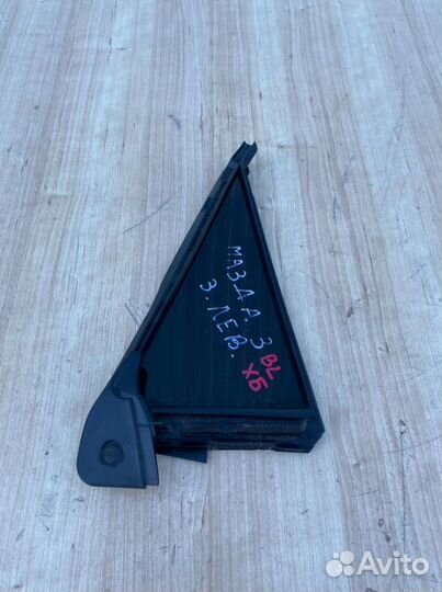 Форточка двери задняя левая Mazda 3 BL