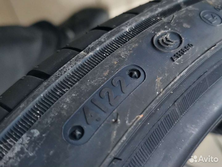 Triangle TH201 255/35 R19 96Y