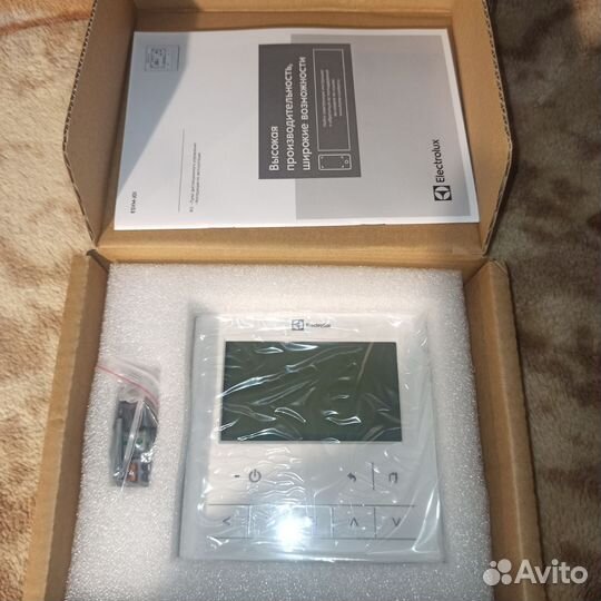 Пульт Electrolux esvm-J01