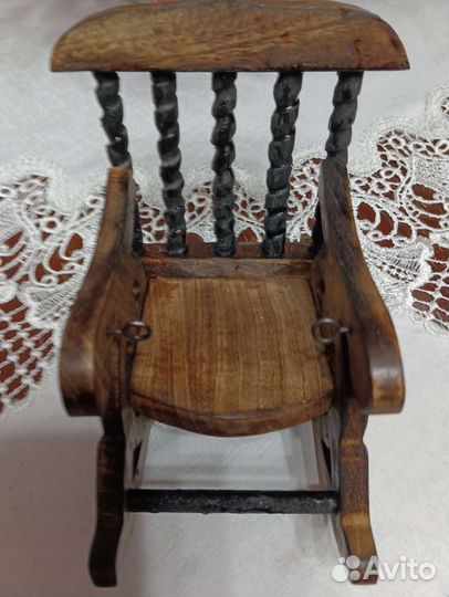 Кресло качалка для характерных кукол