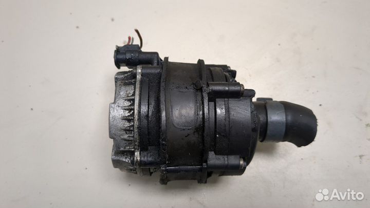 Насос водяной Volkswagen Golf 7, 2016