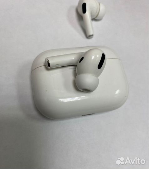 Apple AirPods Pro