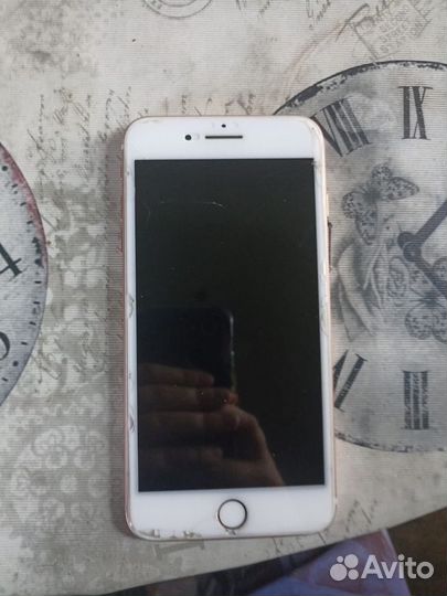 iPhone 8 Plus, 64 ГБ