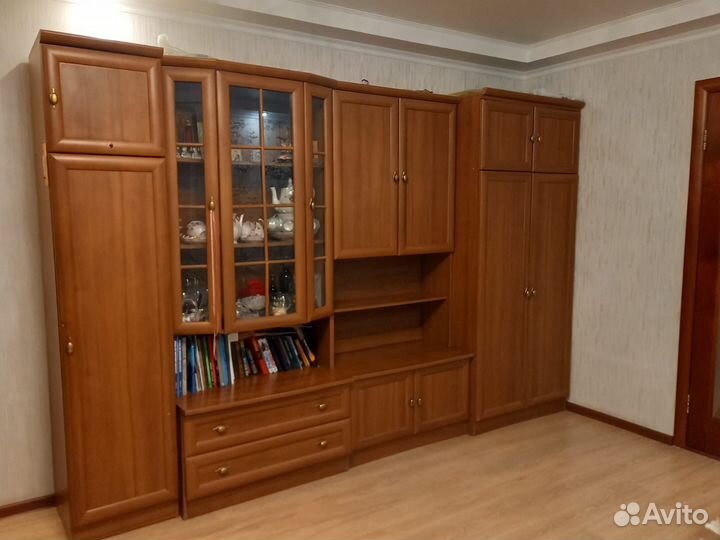 Стенка в гостиную со шкафом
