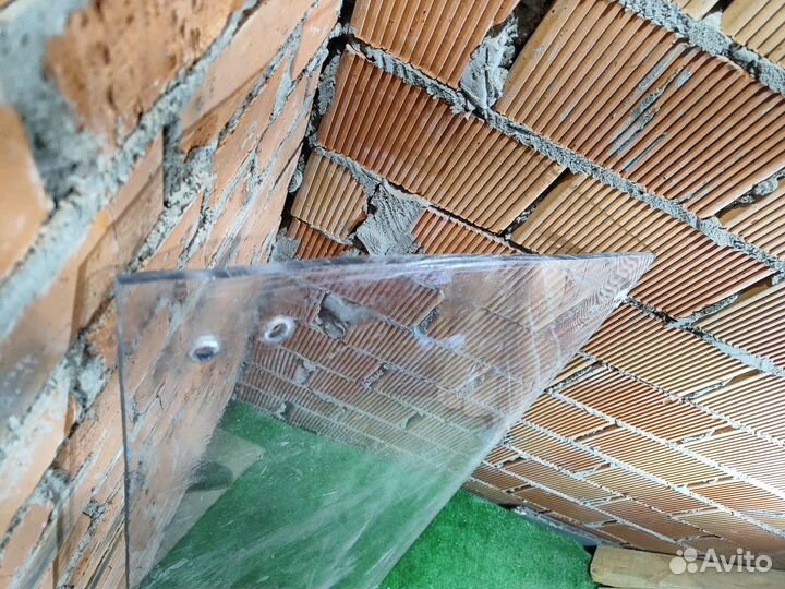 Оргстекло заднее Nissan Patrol K160