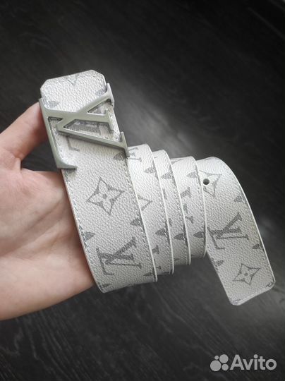 Ремень Louis Vuitton белый