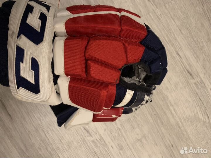 Перчатки хоккейные CCM спецзакза нхл