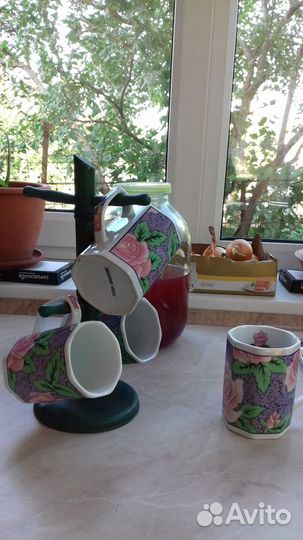 Чайник Украина, чашки глиняные, на подставке