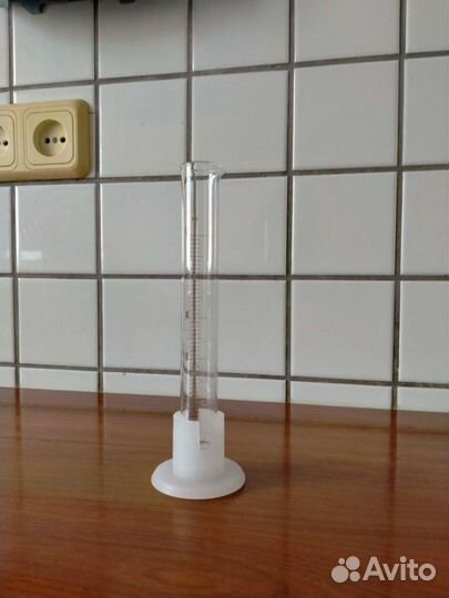 Ваза цилиндр белый пластик