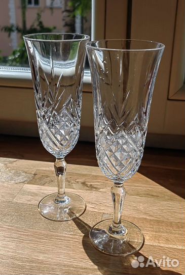 Хрустальные бокалы для шампанского