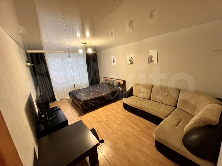 2-к. квартира, 80 м², 8/10 эт.