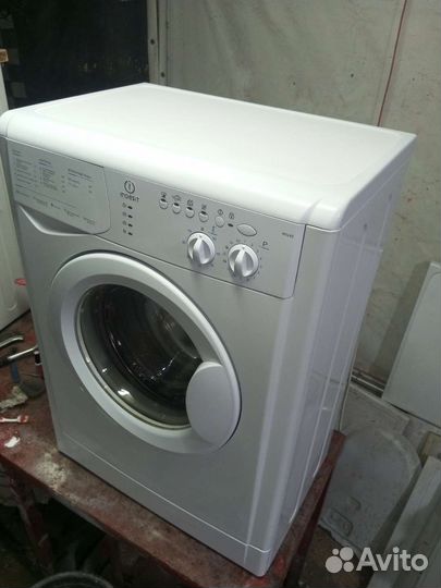 Стиральная машина indesit на 5 кг