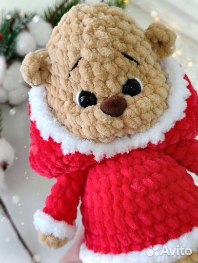 Вязаный мишка (плюшевая игрушка ручной работы)