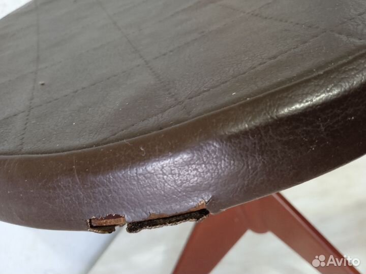 Стул для фортепиано