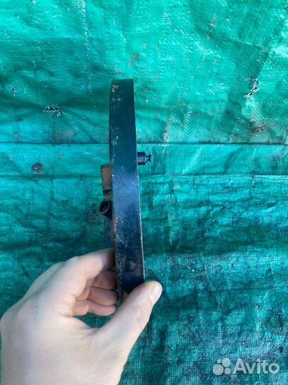 Щит опорный задний левый Hyundai Getz 2002-2010