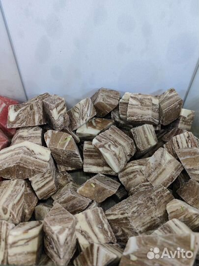 Халва молочная, шоколадная, манго, клубничная