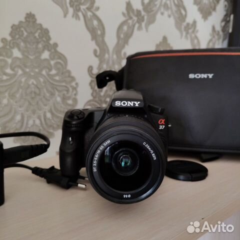 Зеркальный фотоаппарат Sony alpha 37