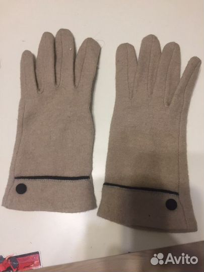 Женские перчатки бежевые