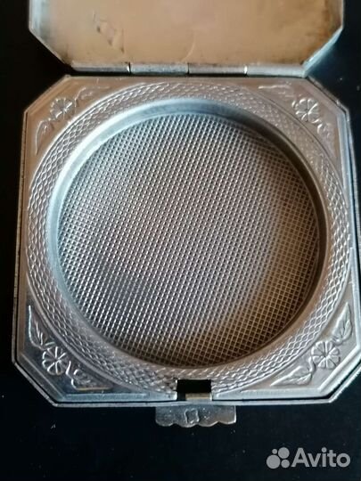 Пудреница винтажная мельхиор, 60 - е годв