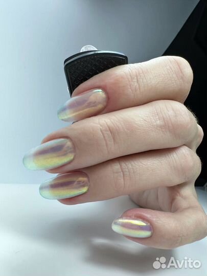 Маникюр и педикюр