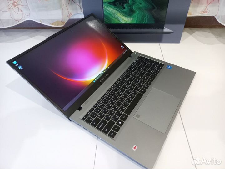 Современны ноутбук digma PRO Fortis M 17.3