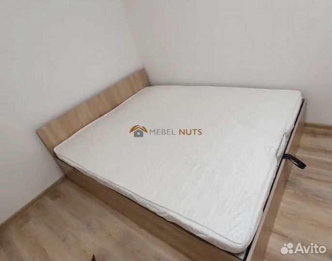Кровать полутороспальная новая