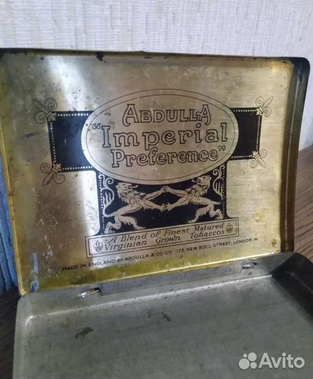 Жестяная коробка из под сигарет. Англия