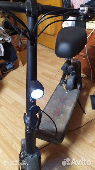 Продаю электрический самокат Kugoo