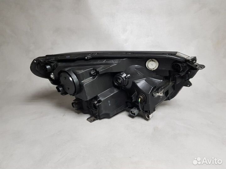 Фара левая Toyota RAV4 CA40 40 Рестайлинг