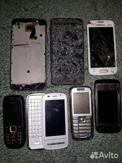 Телефоны по запчастям