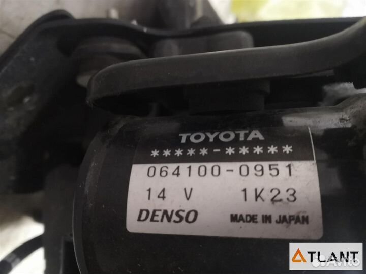 Блок abs toyota prius