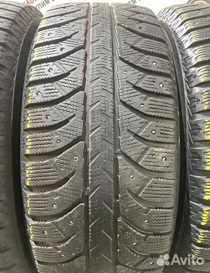 Bridgestone Ice Cruiser 7000 225/60 R17 104S