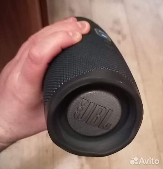 Колонка jbl charge 4