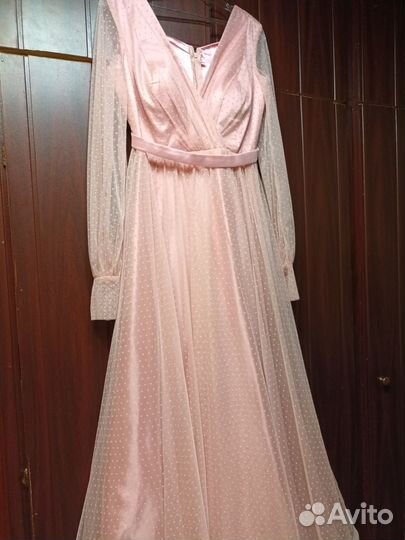 Вечернее платье