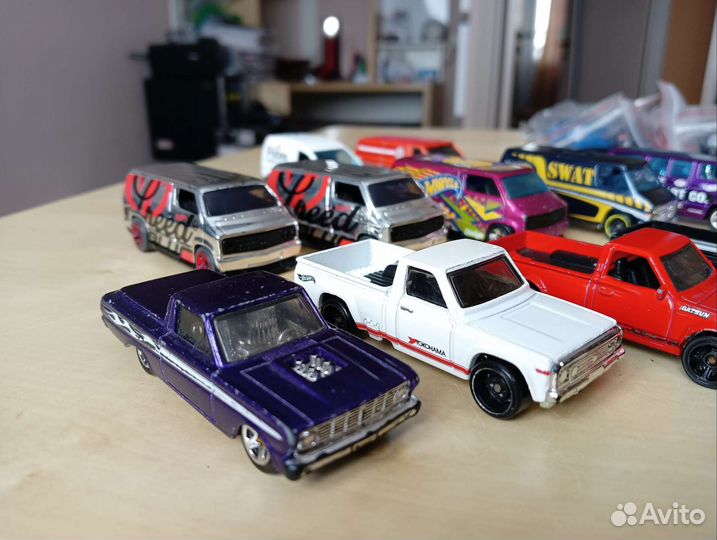 Hot Wheels машинки
