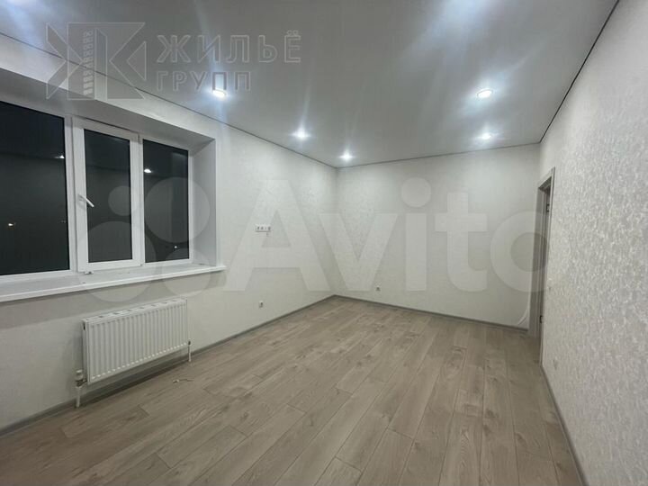 2-к. квартира, 67,5 м², 2/4 эт.