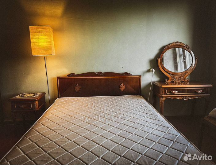 Мебель антиквариат