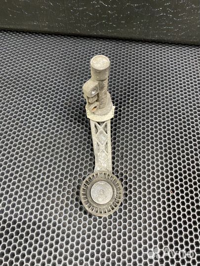 Натяжной ролик Ситроен C4 EP6