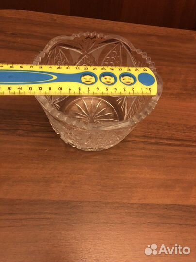 Хрустальная конфетница