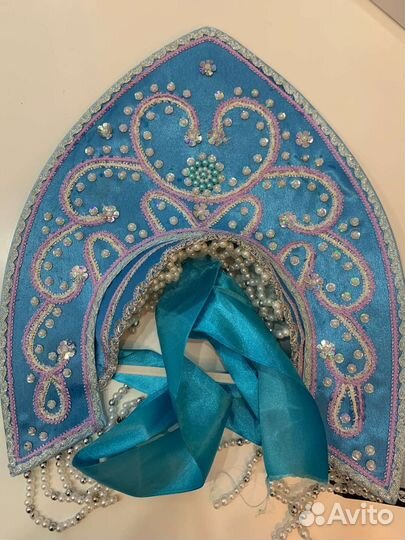 Кокошник ручной работы